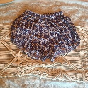 Brandy Melville Elastic Waist Shorts